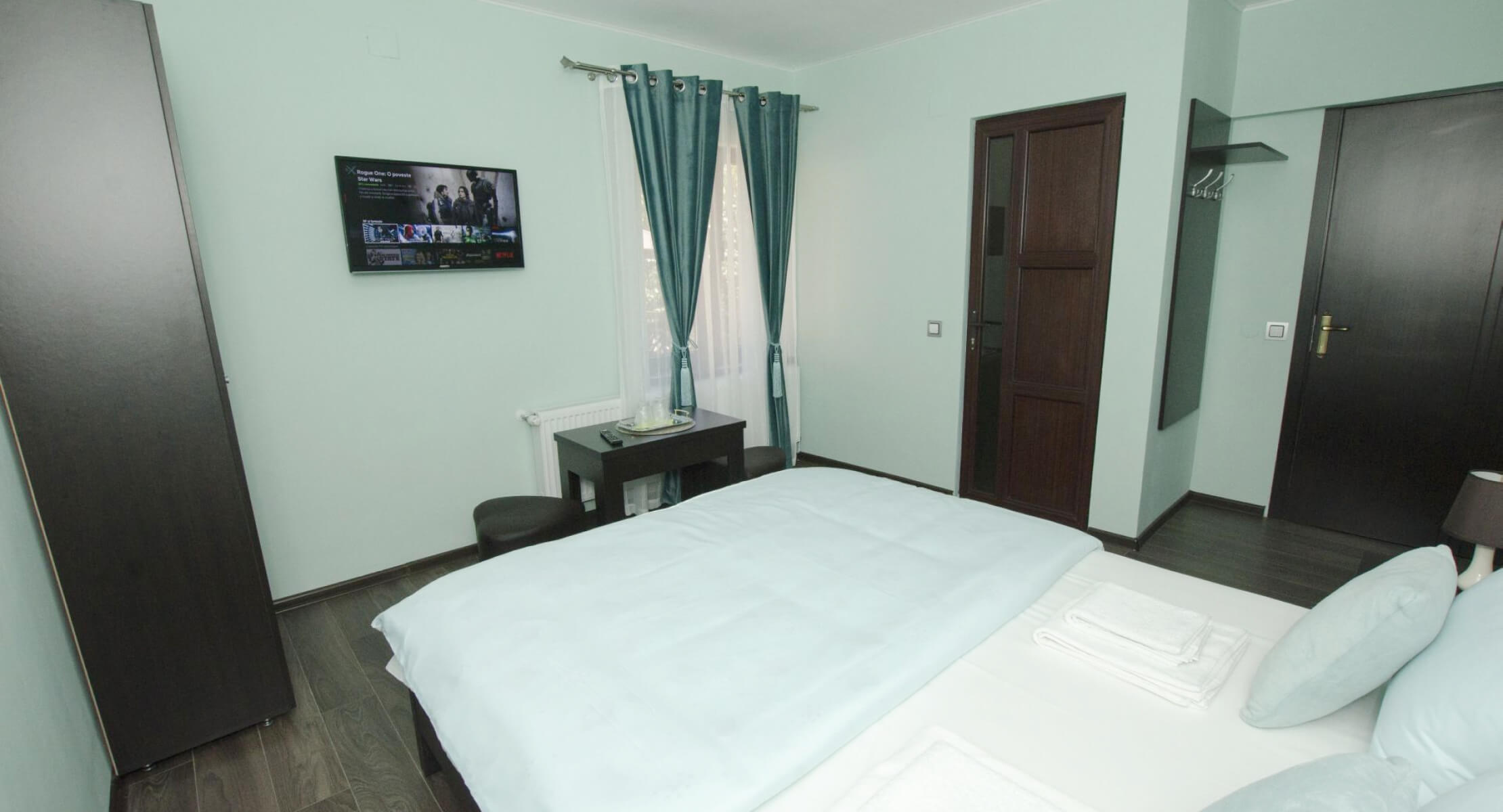 Vedere ansamblu Camera 1