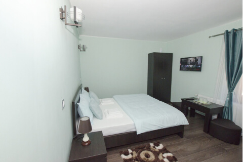 Vedere ansamblu Camera 1 (intrare)