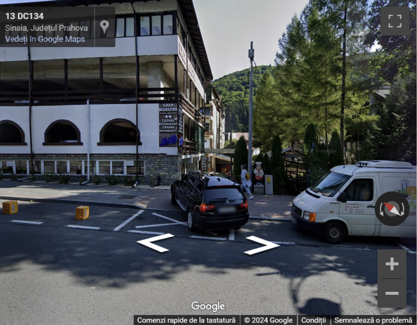 Acces auto Chez Marcel Sinaia din Bld. Republicii